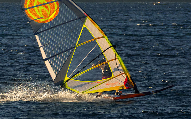 WINDSURFERS Quick-Test: Hot Sails GPX 7,5 qm