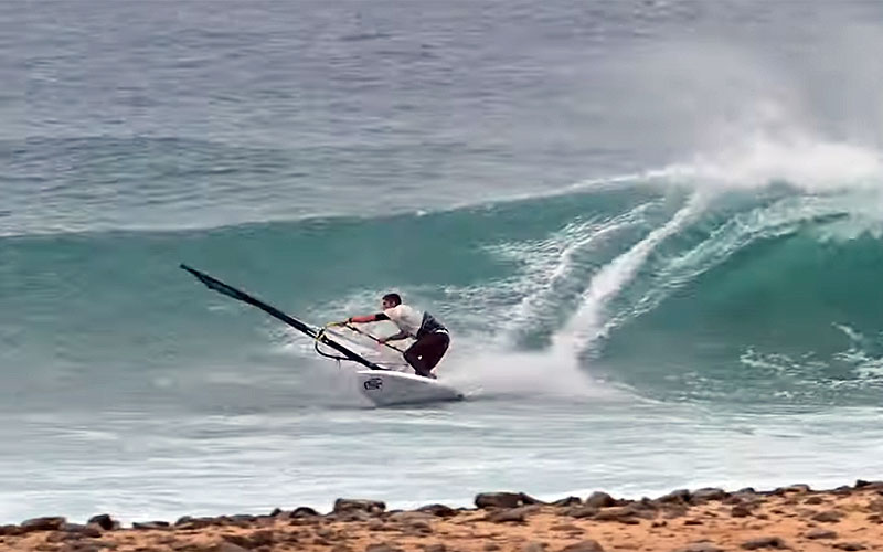Wavesailing in Cabo Verde - Josef Pons
