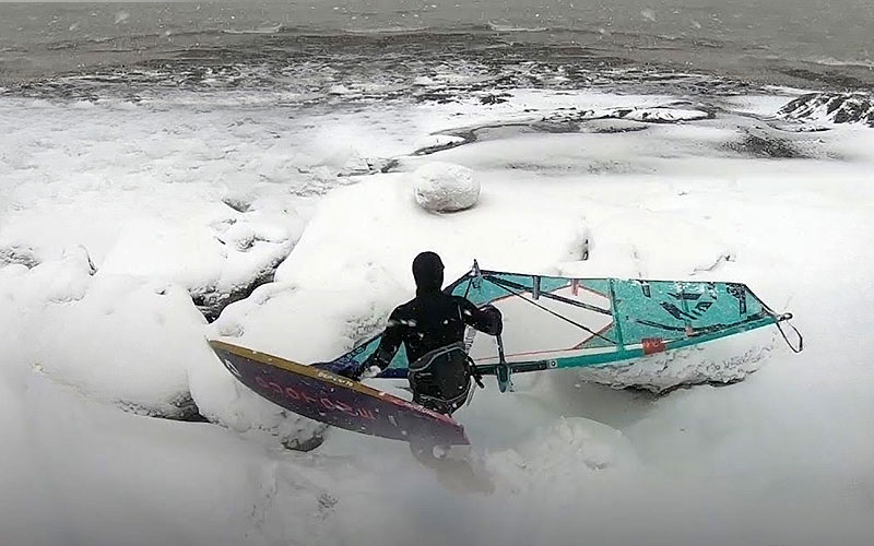 Windsurfing in a Freezing Storm! - Windsurfing TV