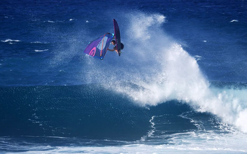 One December Session - Morgan Noireaux