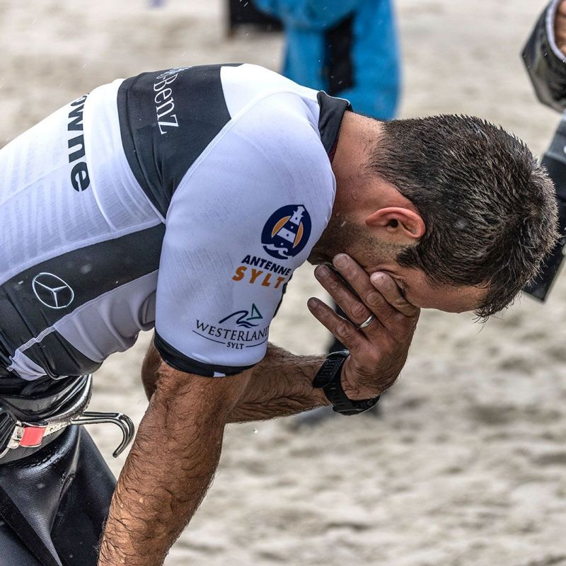 berwltigt von seinem dritten Weltmeistertitel