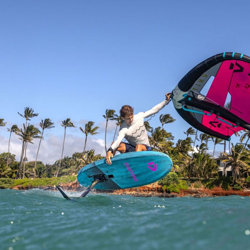 Finn Spencer mit dem Skybrid SLS und Unit SLS 2025