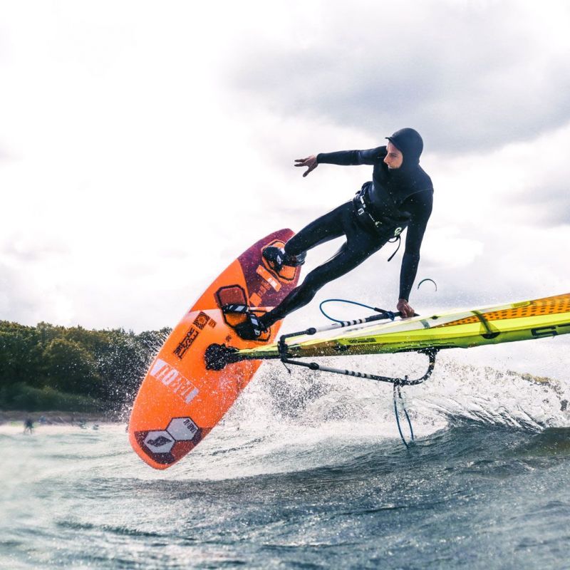 Mal ein Bild von mir beim Surfen.