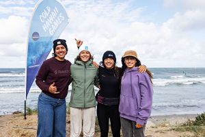 Die vier besten Frauen beim Cold Hawaii PWA Youth Windsurf World Cup 2022