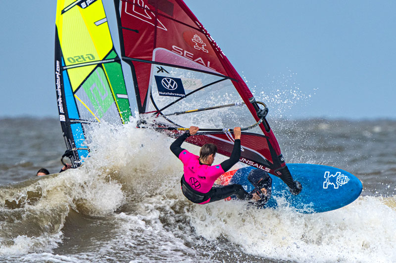 California Windsurf Cup St. Peter-Ording 2024: Florian Jung siegt im Waveriding