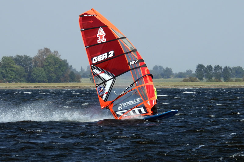 IDM Speedwindsurfen 2024: Rekordjagd an der Orther Reede