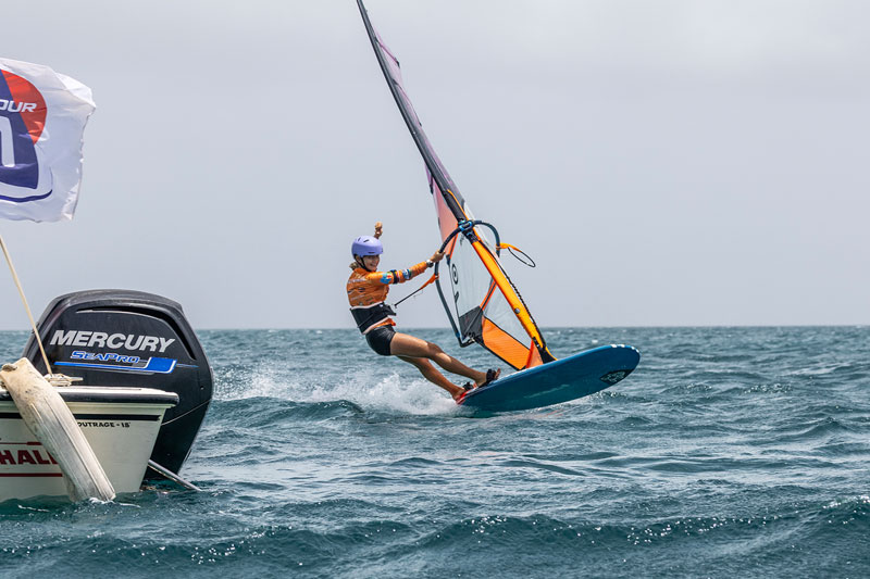PWA Aruba Hi-Winds Youth Slalom 2025: Starkwind-Action am Finaltag