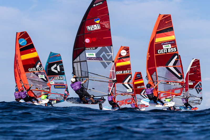 California Windsurf Cup Heiligenhafen 2025: Meno Büchler setzt sich an die Spitze