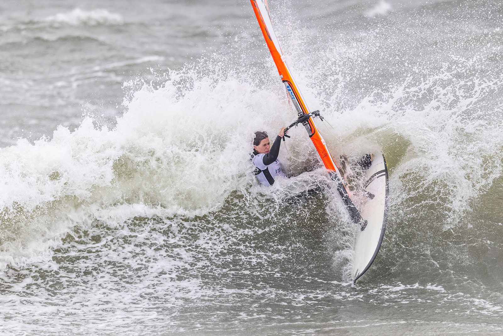Steffi Wahl,  auf der Welle unschlagbar