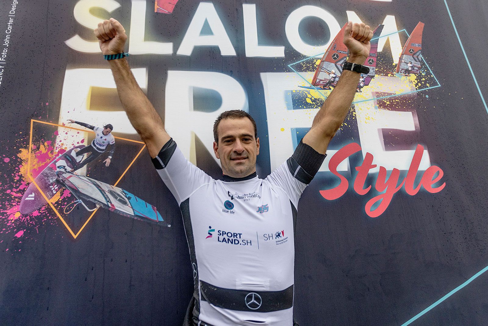 Der strahlende Gesamtsieger der Tour, Marcilio Browne