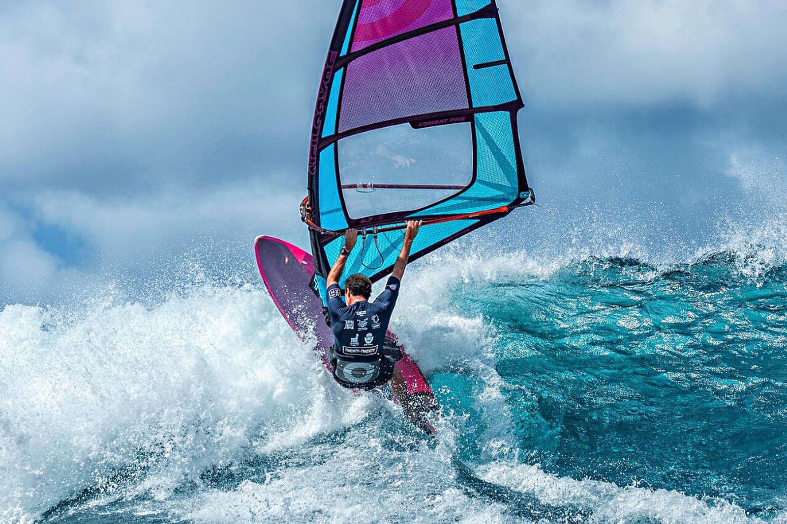 IWT Aloha Classic 2022: Marcilio Browne siegt beim Aloha Classic 