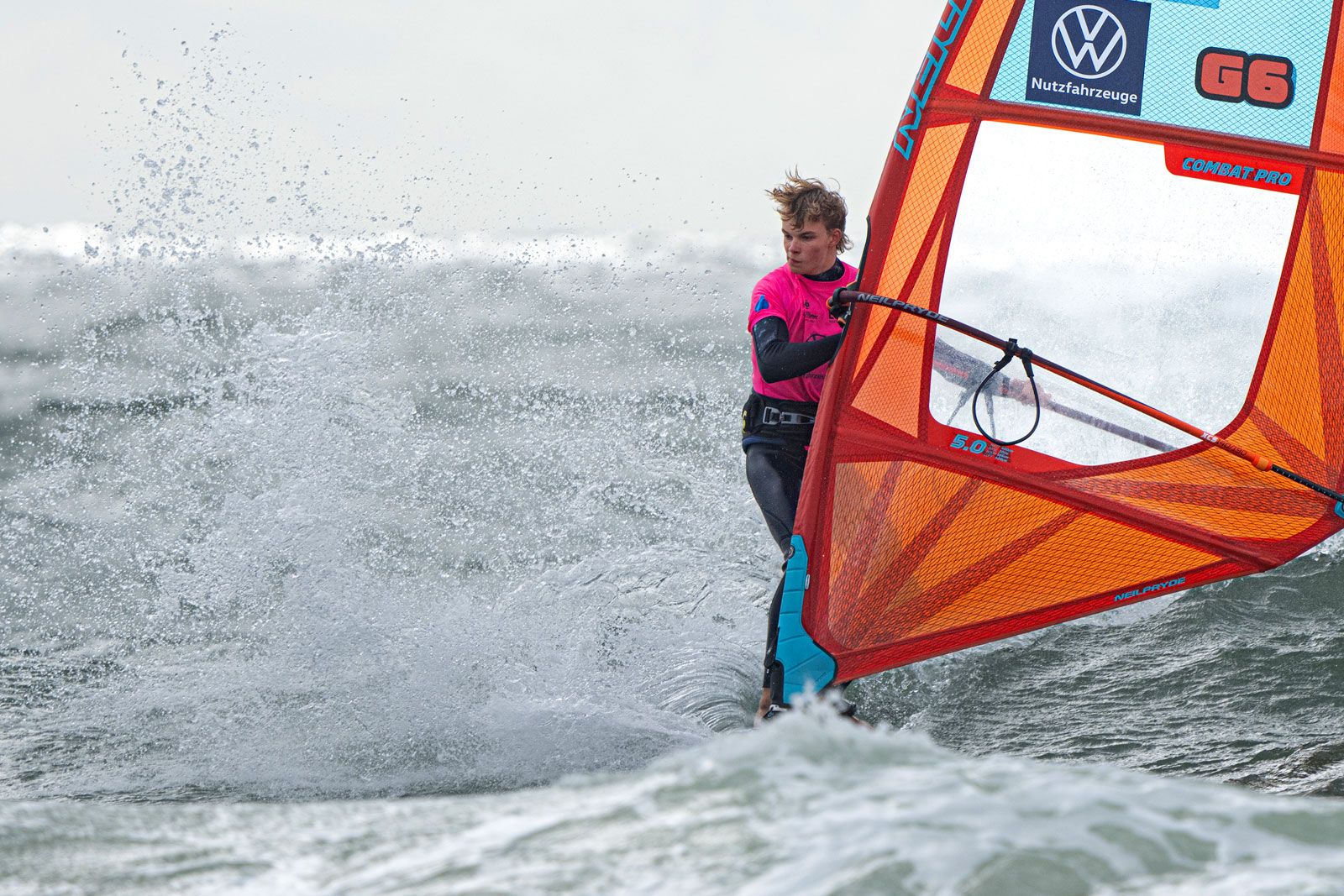 Multivan Surf Cup Sylt 2023: Anton Richter setzt sich im Waveriding durch 