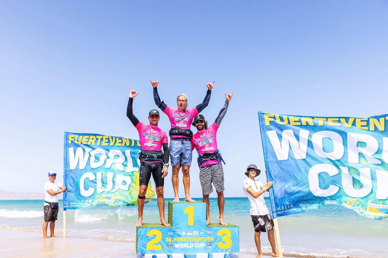 PWA World Cup Fuerteventura 2023: Offringa wird Weltmeisterin, Caers mit Mega-Comeback 