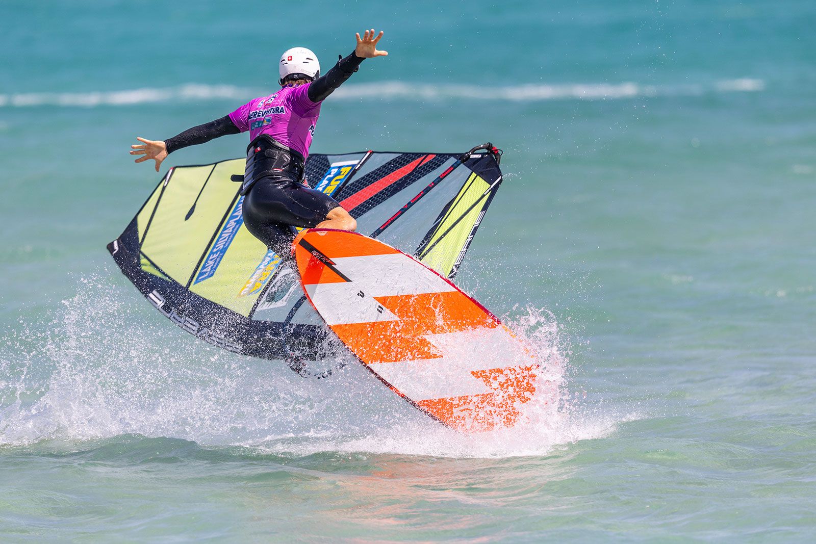 PWA World Cup Fuerteventura 2024: Offringa und Neubauer triumphieren 