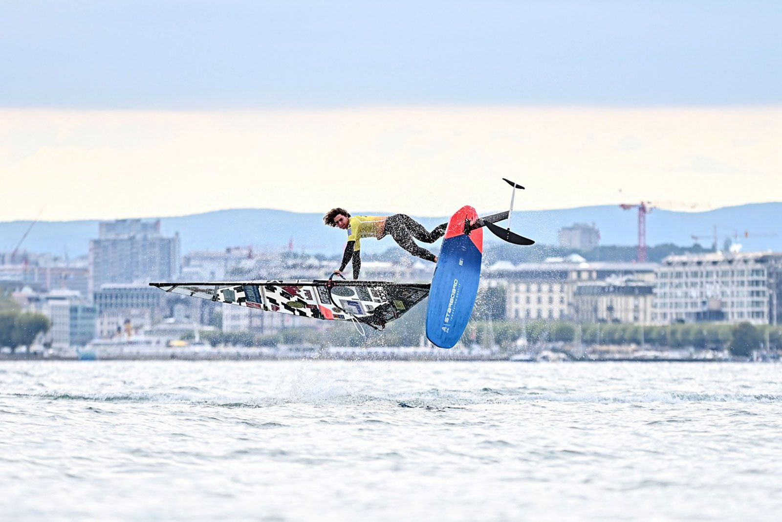 FPT Genf 2024: Foilstyle und Tow-in am Genfer See 