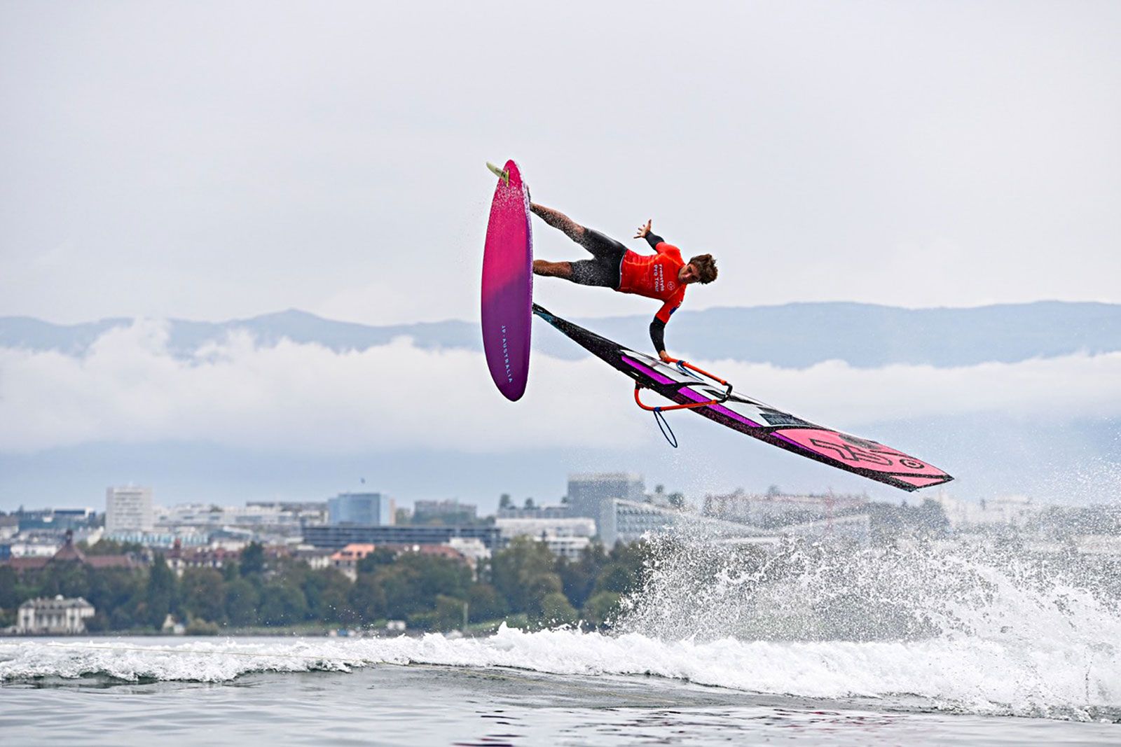 FPT Genf 2024: Yentel Caers und Maaike Huvermann gewinnen im Tow-in 