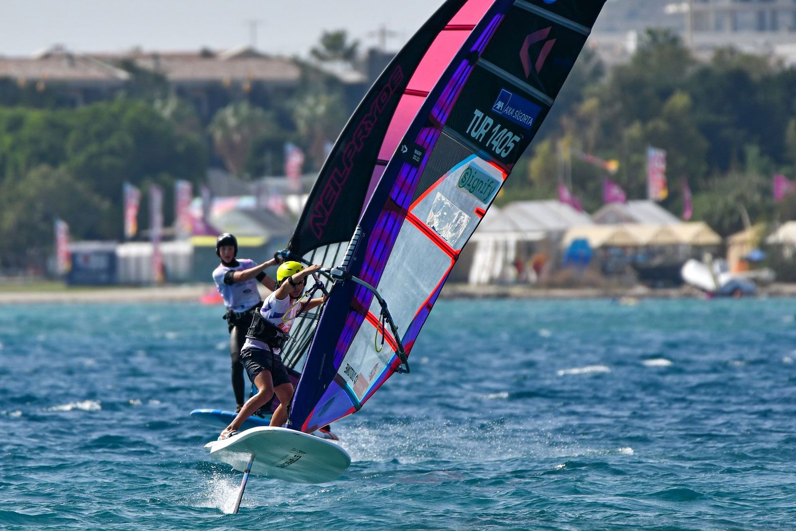 PWA Youth & Junior Slalom World Cup Alaati 2024: Starker Nachwuchs beim Windfest in Alaati 