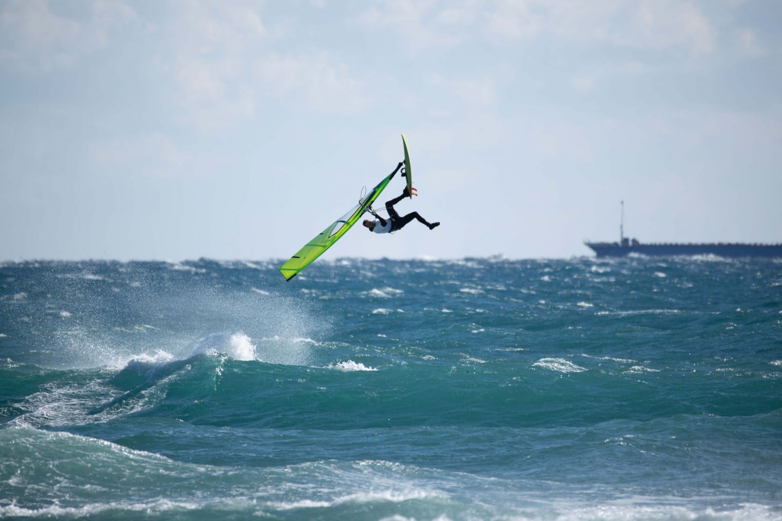 PWA/IWT World Cup Omaezaki 2025: Motoko Sato erneut erfolgreich 