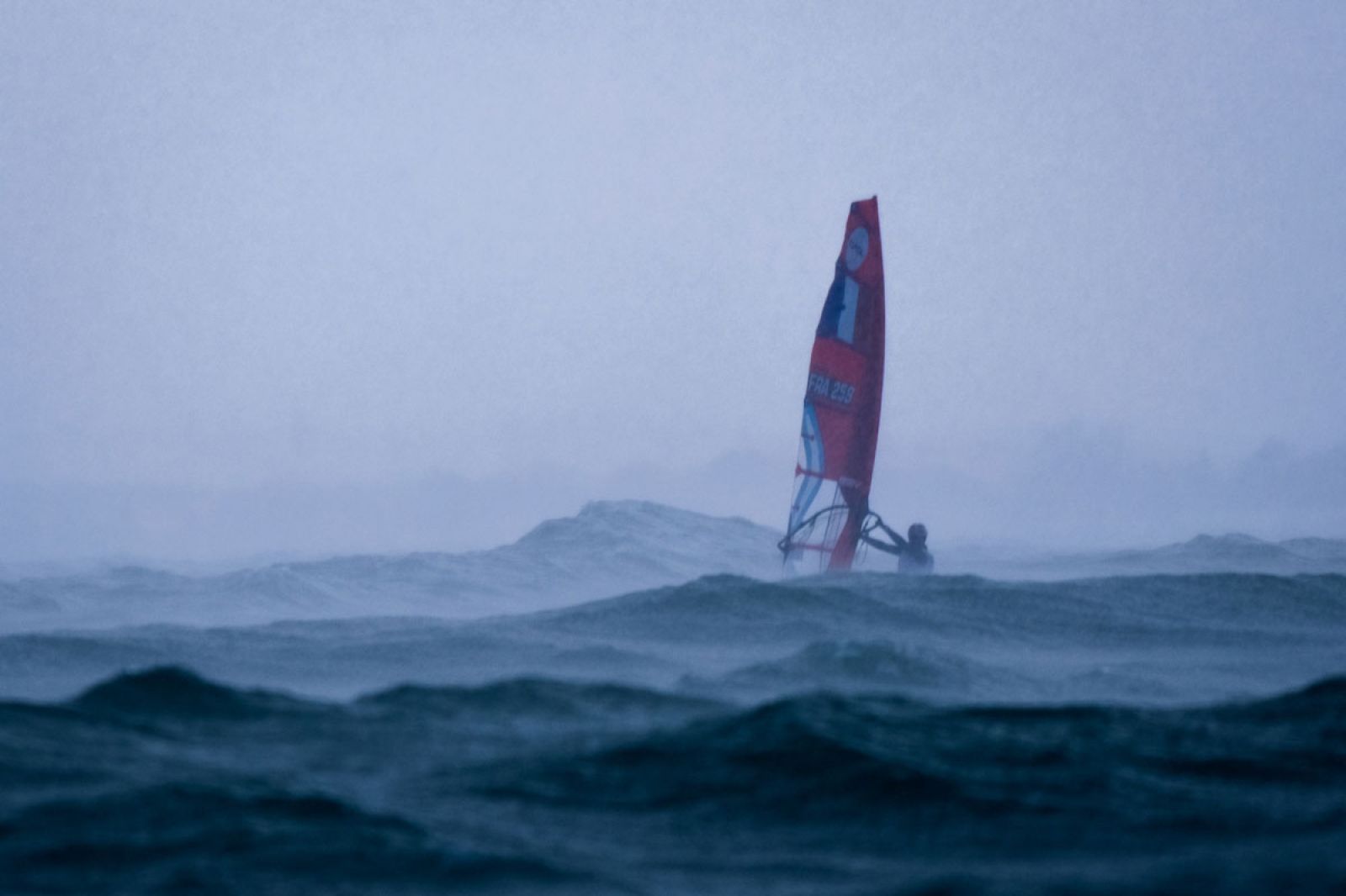 iQFOiL International Games Cdiz 2025: Nass, windig und wild 