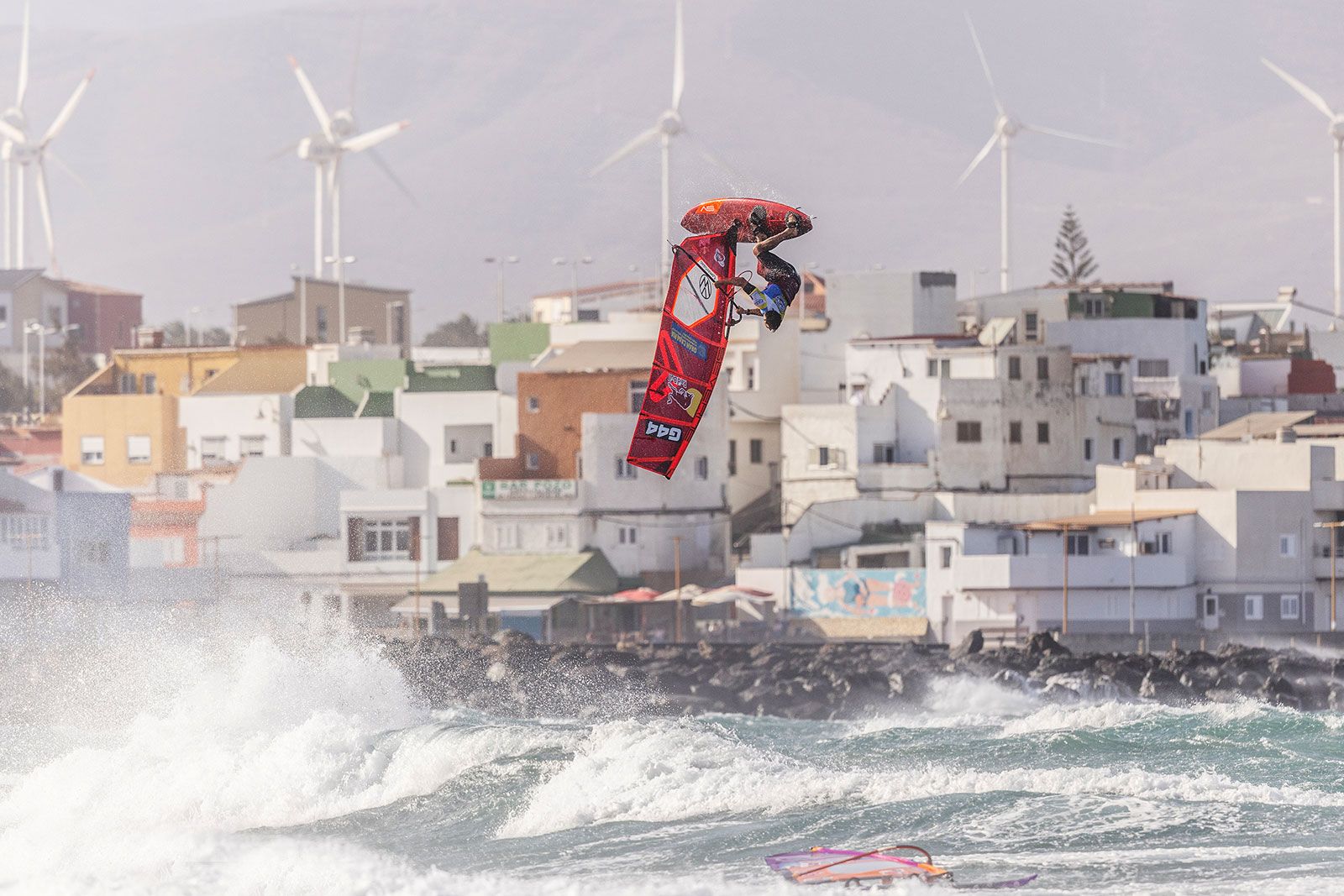 PWA/IWT Gran Canaria Gloria World Cup 2025: Philip Köster holt sich die Single Elimination 