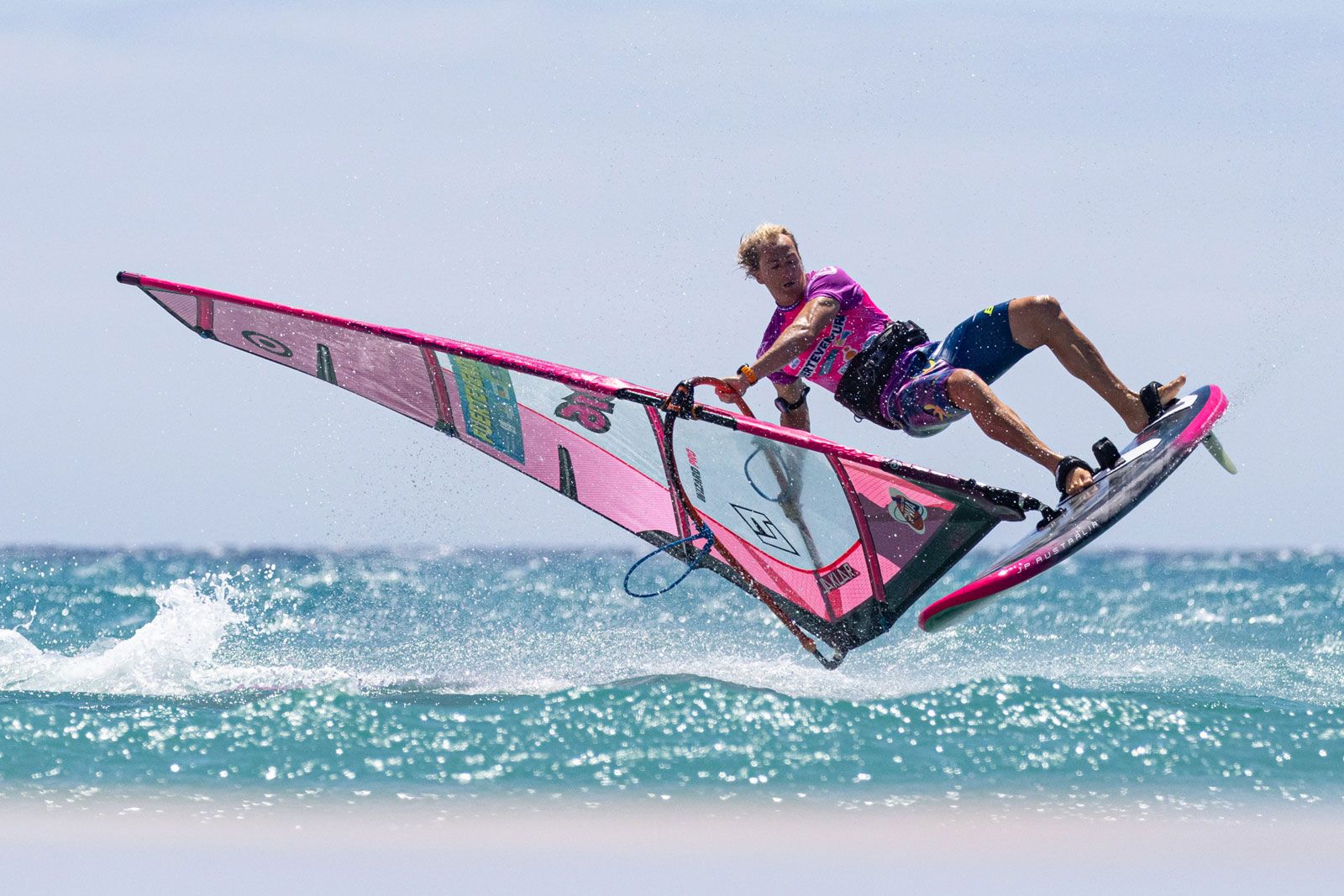 PWA World Cup Fuerteventura 2025: Offringa und Caers gewinnen die Single Elimination 