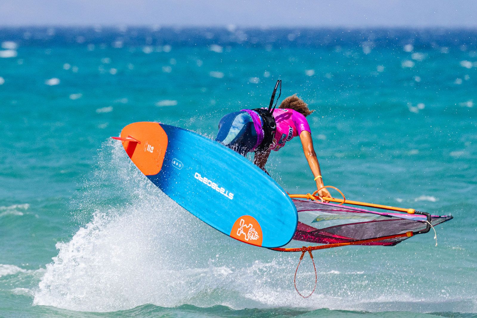 PWA World Cup Fuerteventura 2025: Offringa und Caers gewinnen die Single Elimination 