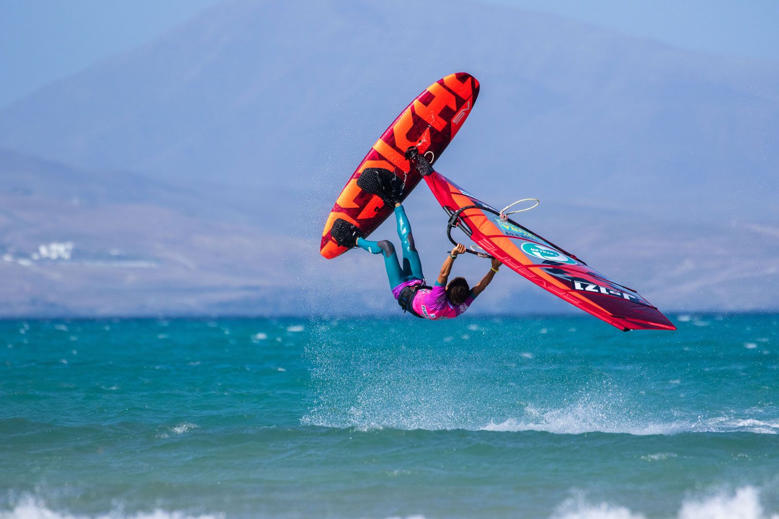 PWA World Cup Fuerteventura 2025: Offringa und Caers gewinnen die Single Elimination 