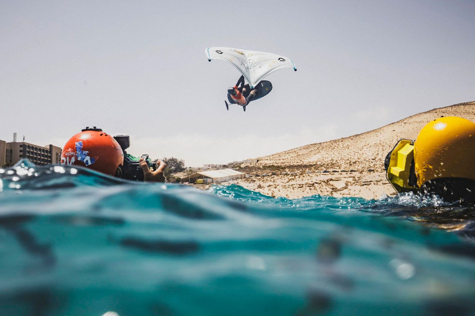 GWA World Cup Fuerteventura 2025: Schlittenbauer und Macdonald siegen im Surf-Freestyle 