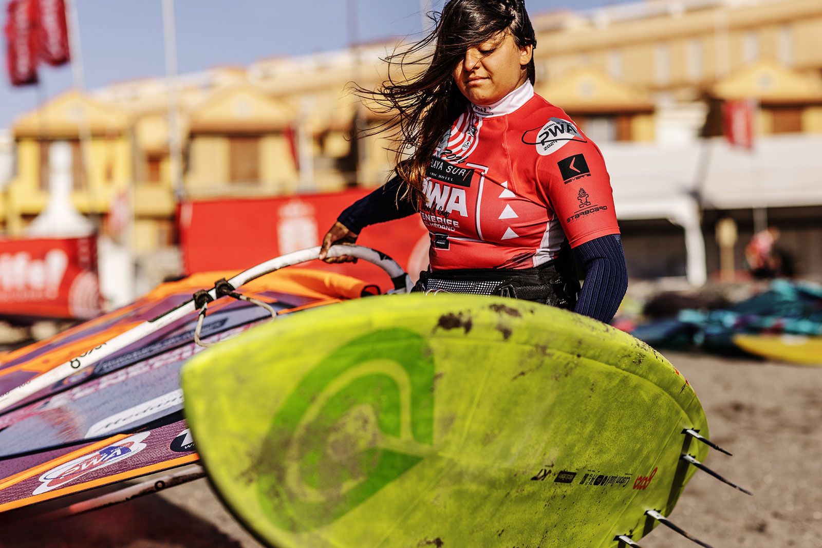 PWA World Cup Teneriffa 2025: Slalom-X und Wave in El Mdano 