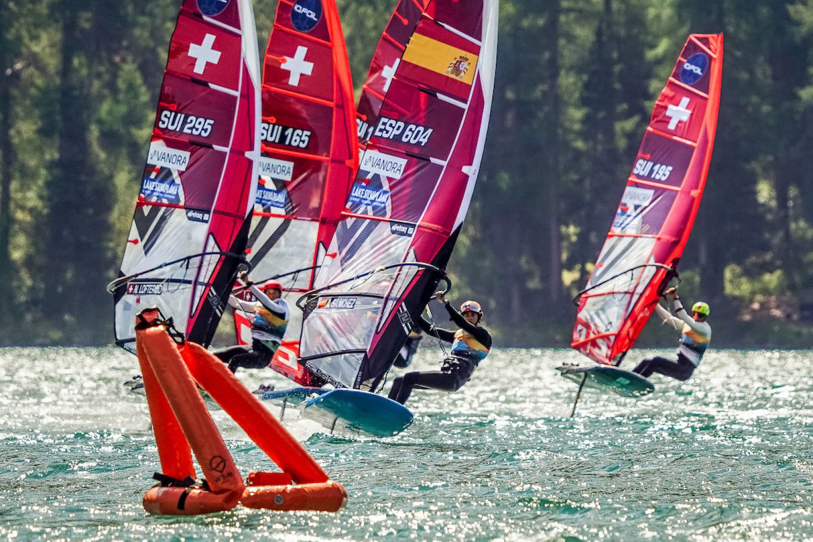 iQFOiL International Games Silvaplana 2025: Bazo und Kubin gewinnen die Höhen-Challenge 