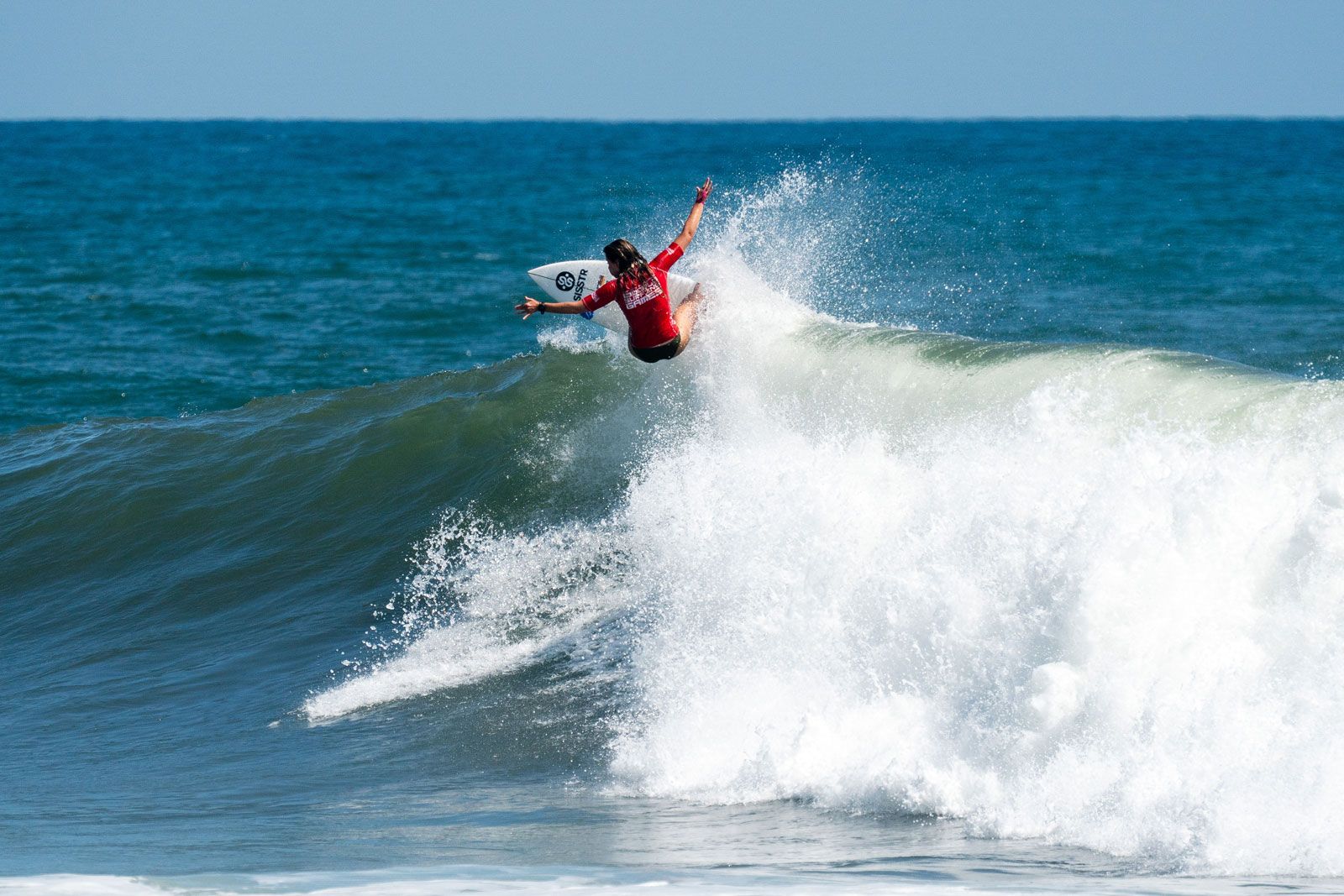 ISA World Surfing Games El Salvador 2025: Deutsches Team überzeugt mit Platz 9 Camila Kemp  ISA/Pablo Jimenez