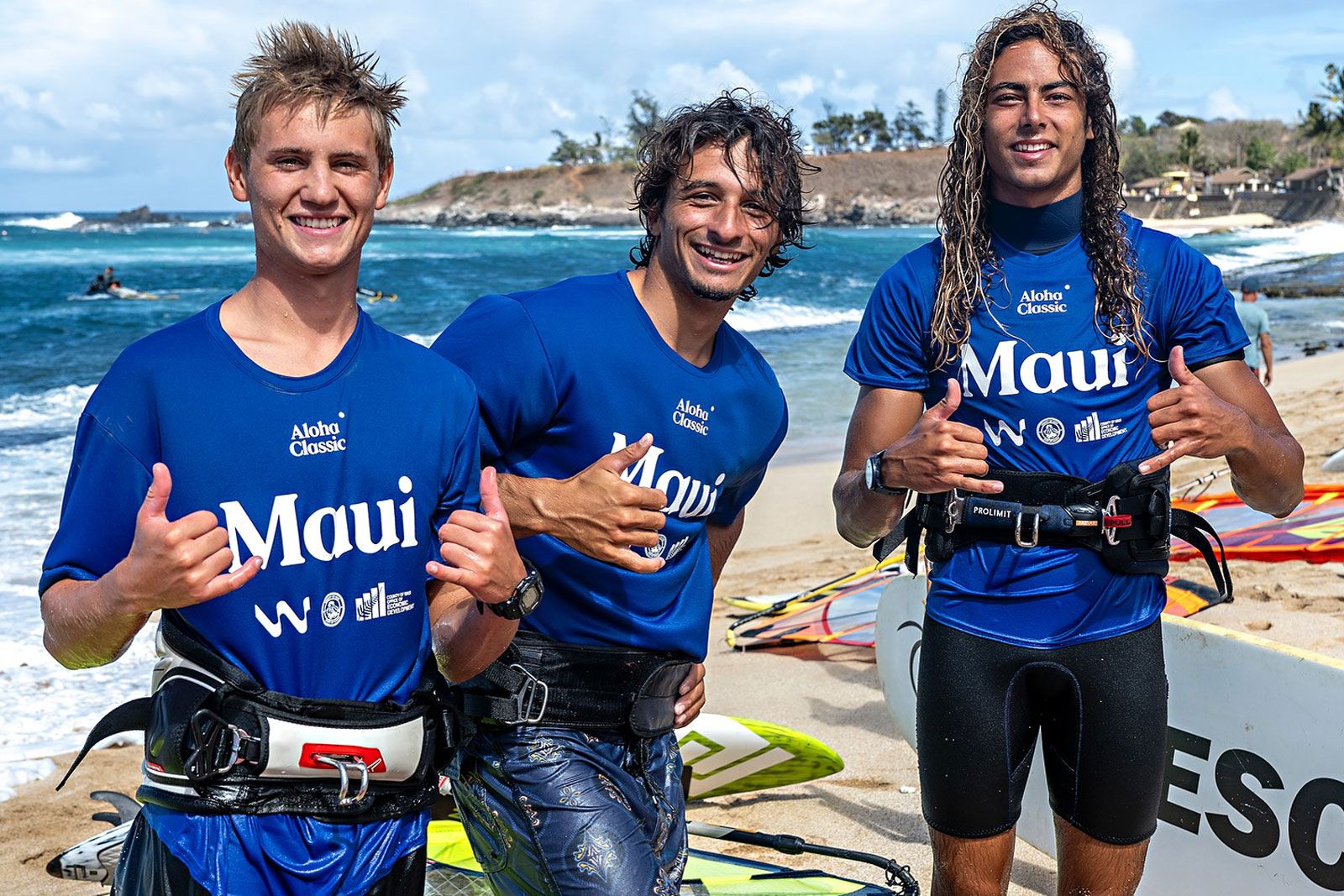 PWA/IWT Aloha Classic 2025: Stroj und Noguchi siegen bei den Junioren