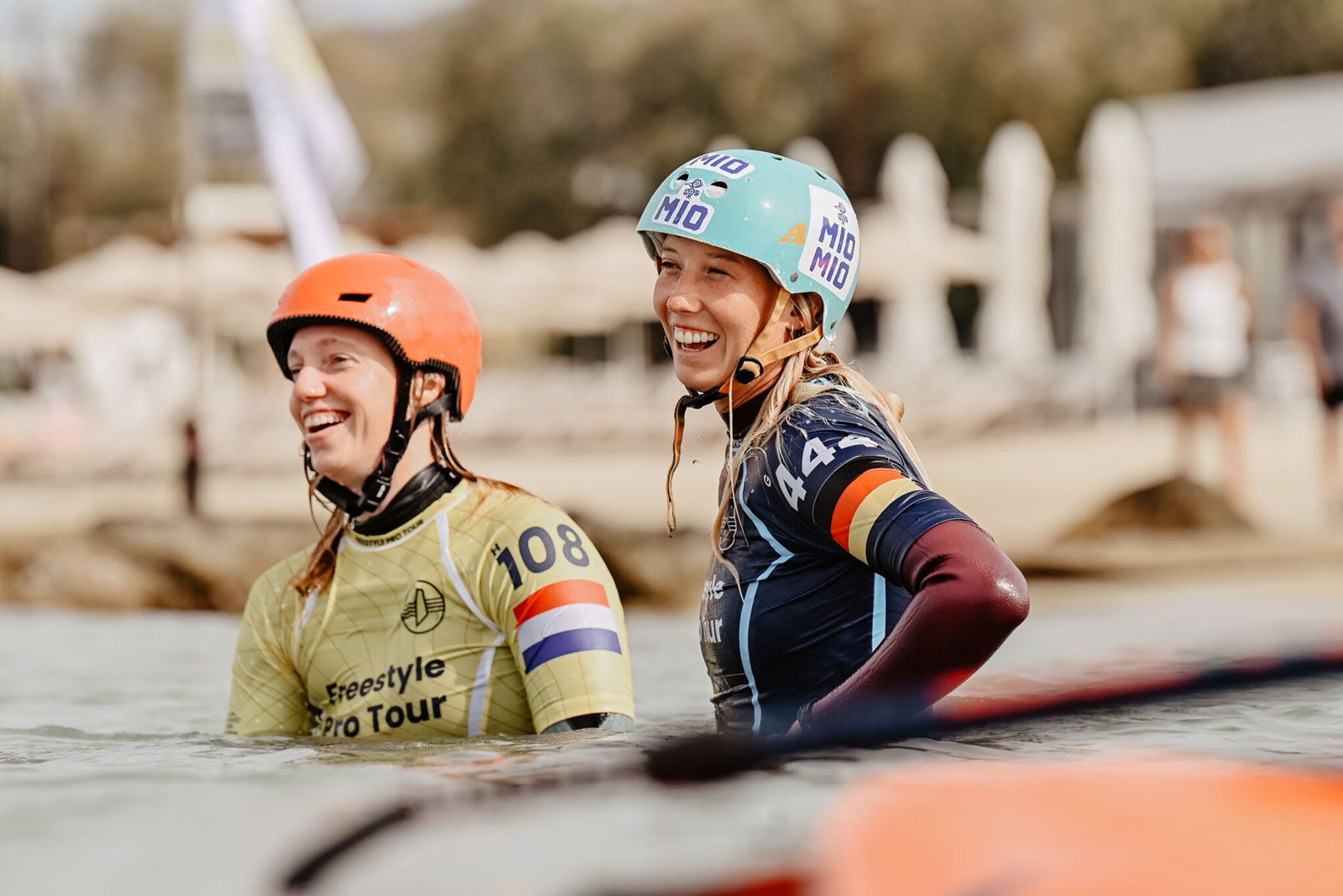 FPT Naxos 2025: Tow-in-Finale und Leichtwind-Foilstyle