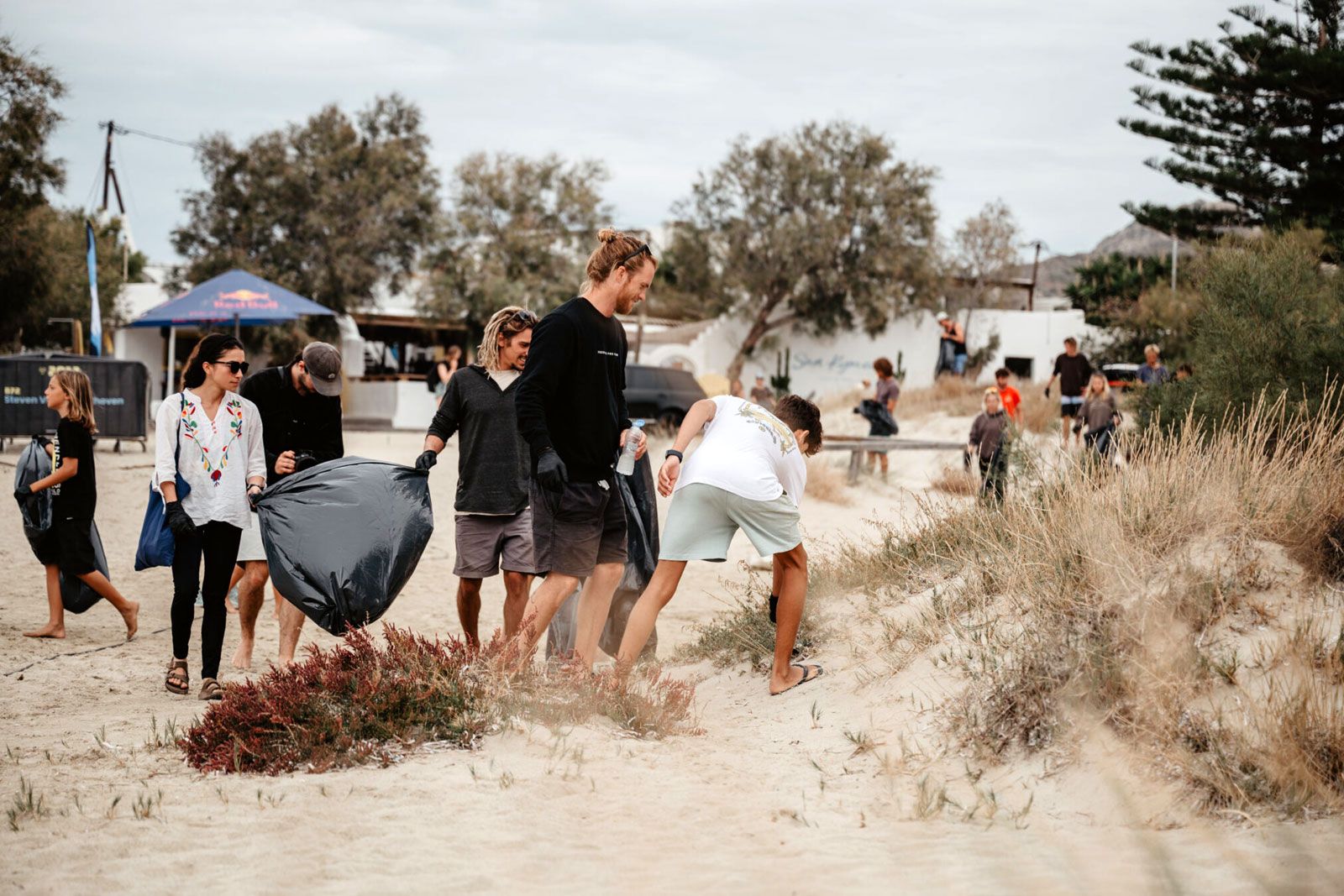 FPT Naxos 2025: Tow-in-Finale und Leichtwind-Foilstyle