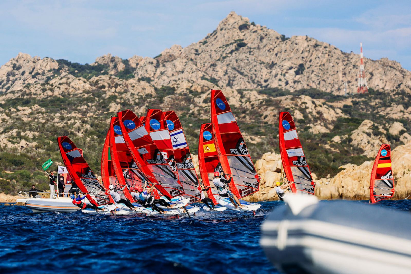 iQFOiL Youth & Junior European Championships 2025: Emma Schleicher übernimmt die Führung