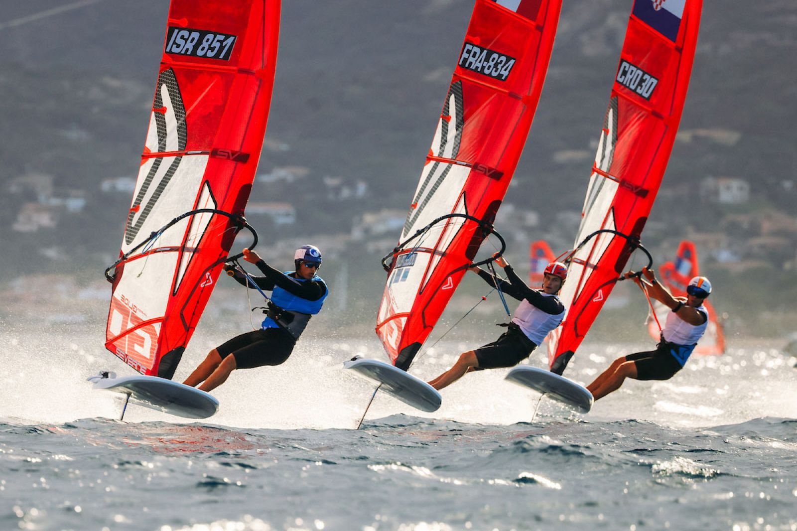 iQFOiL Youth & Junior European Championships 2025: Emma Schleicher übernimmt die Führung
