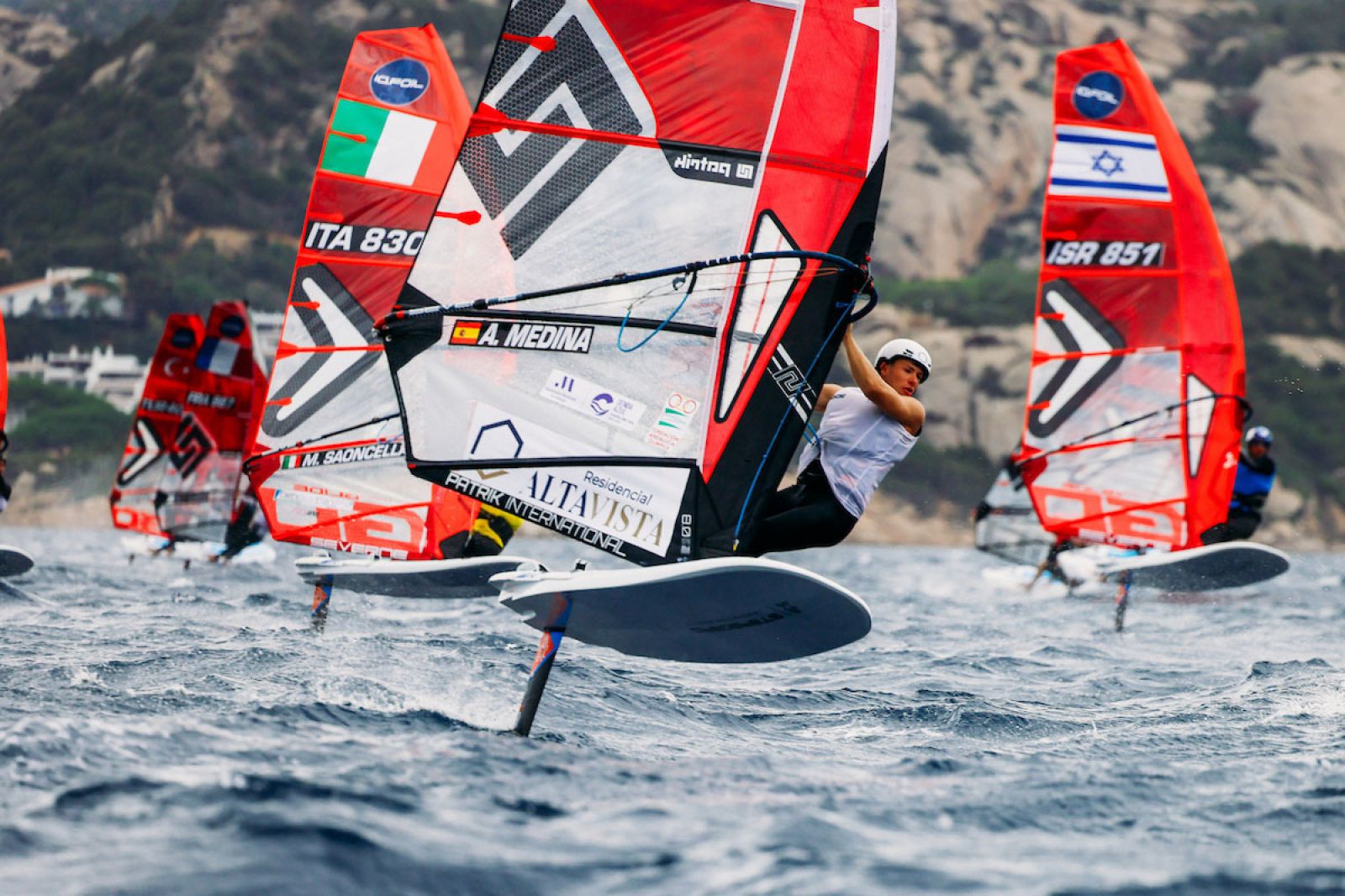 iQFOiL Youth & Junior European Championships 2025: Der Mistral sorgt für Spannung