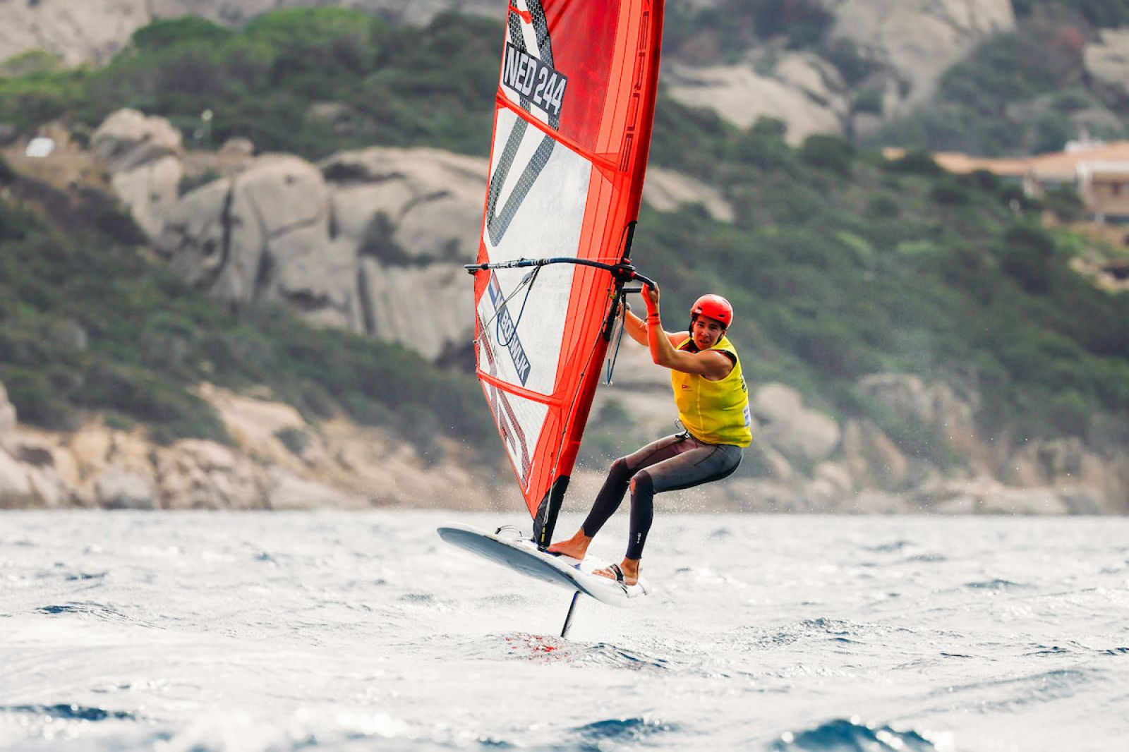 iQFOiL Youth & Junior European Championships 2025: Der Mistral sorgt für Spannung