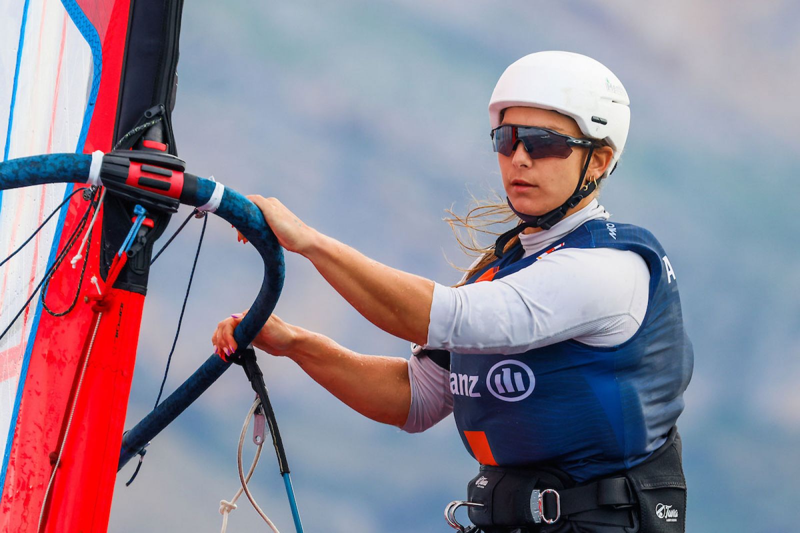 iQFOiL European Championships 2025: Große Namen, leichter Wind