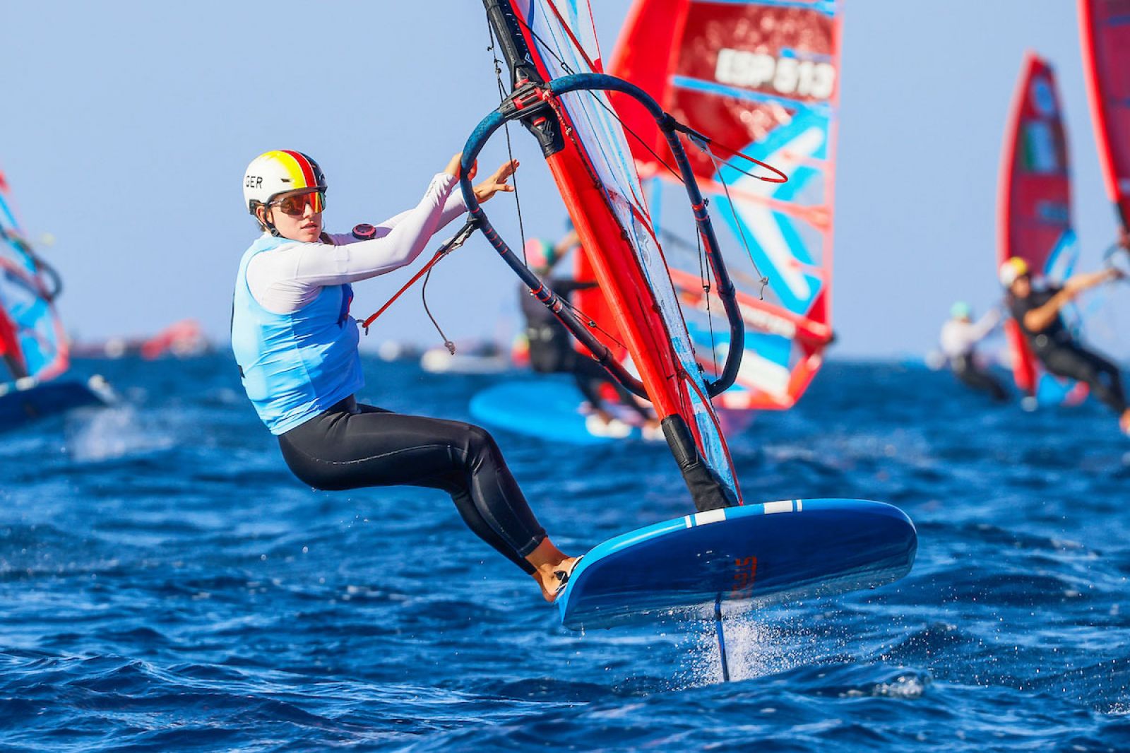 iQFOiL European Championships 2025: Wilson und Reuveny gehen in Führung 