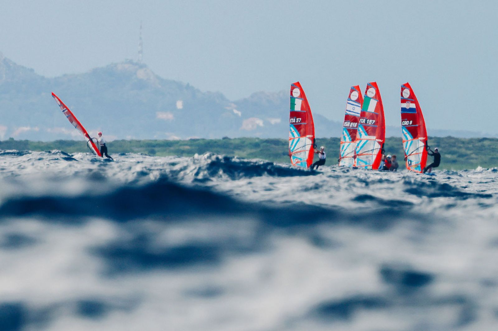 iQFOiL European Championships Sferracavallo 2025: Peleg und van Opzeeland gewinnen die EM 