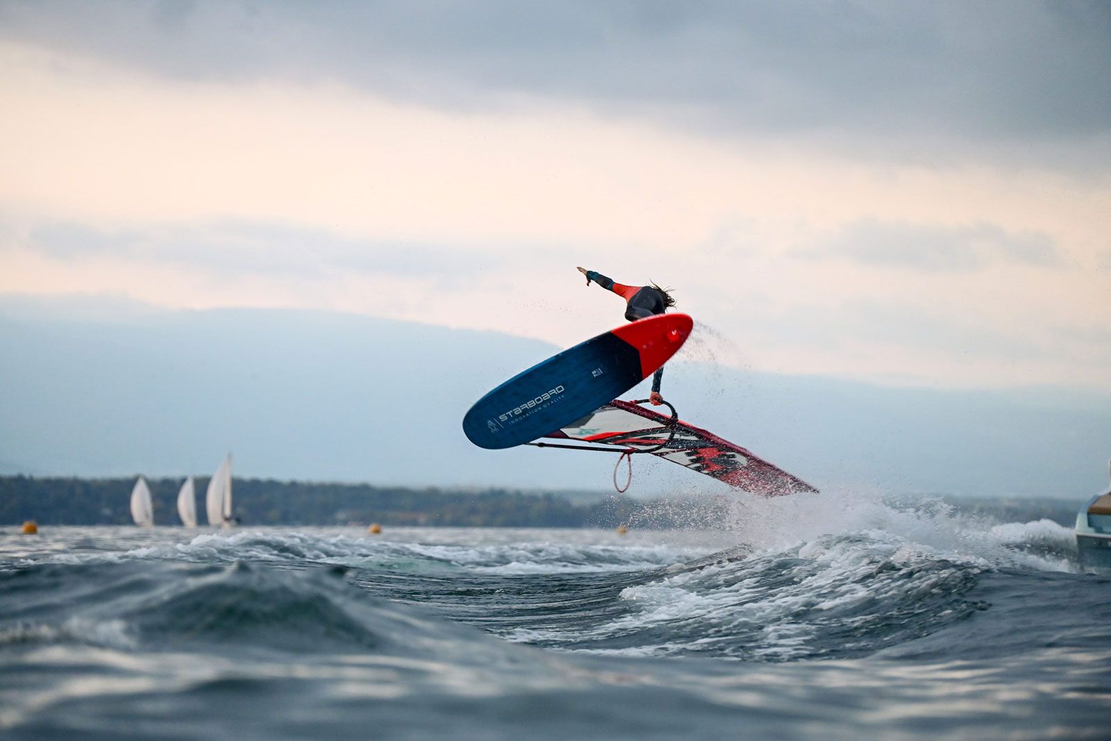 FPT Genf 2025: Sam Esteve holt sich die Krone im Tow-in