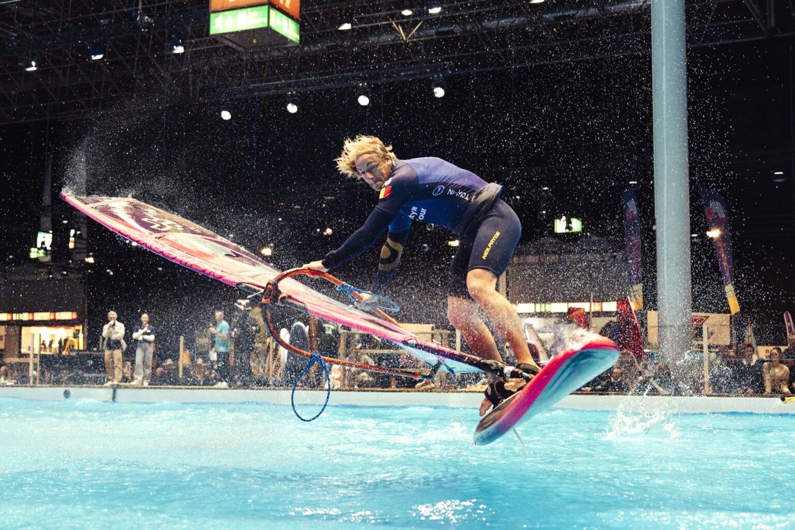 FPT boot D&uuml;sseldorf Tow-in World Series 2026: Air-Funnel-Burner-Tr&auml;ume werden wahr 