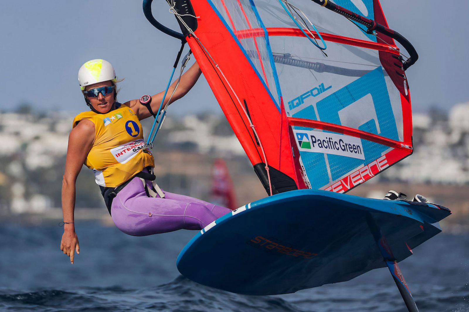 iQFOiL Games Lanzarote 2026: Upwind-Sprintrennen am zweiten Tag 