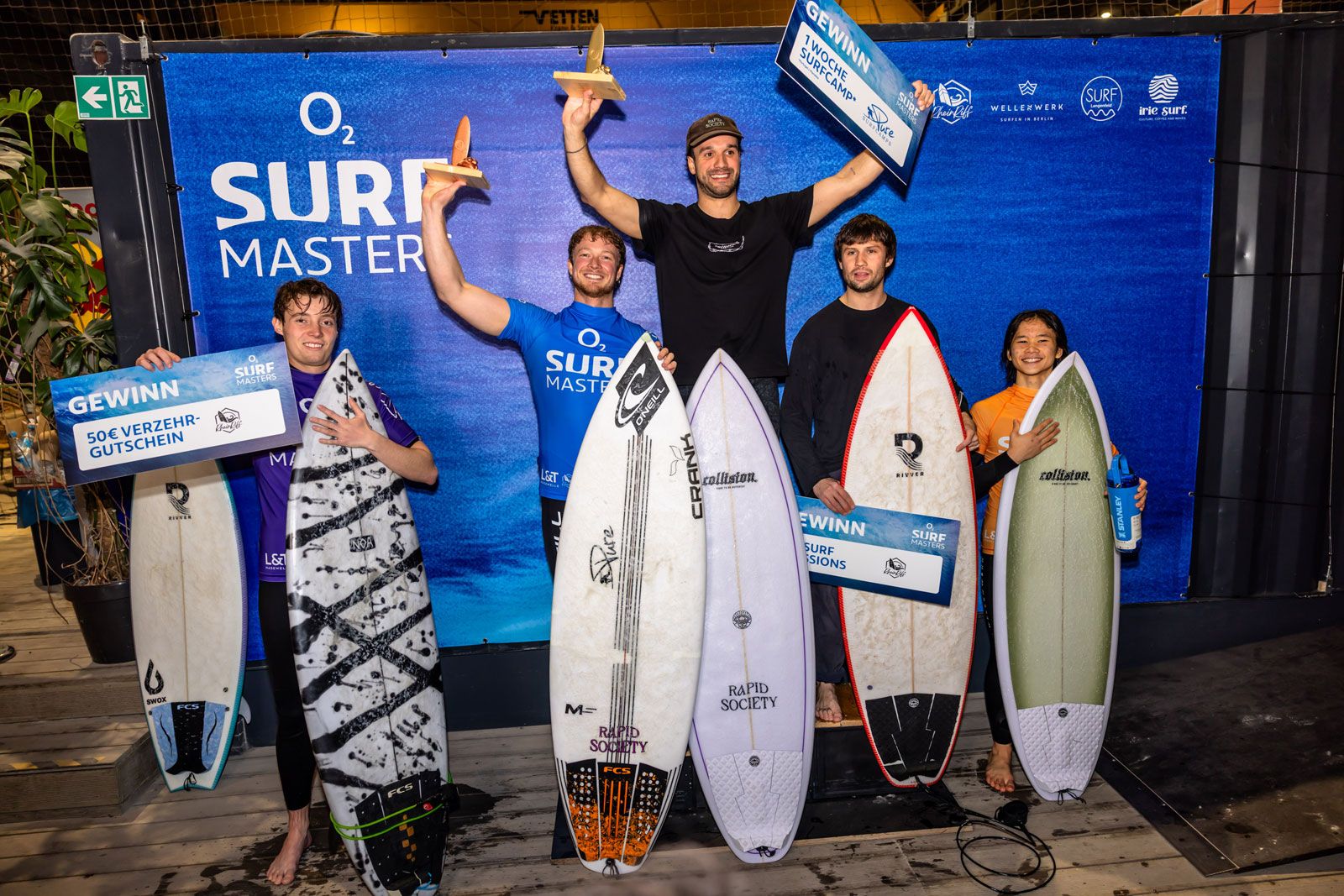 o2 SURF MASTERS RheinRiff Düsseldorf 2026: Hannes Mosh und Valeska Schneider setzen sich durch