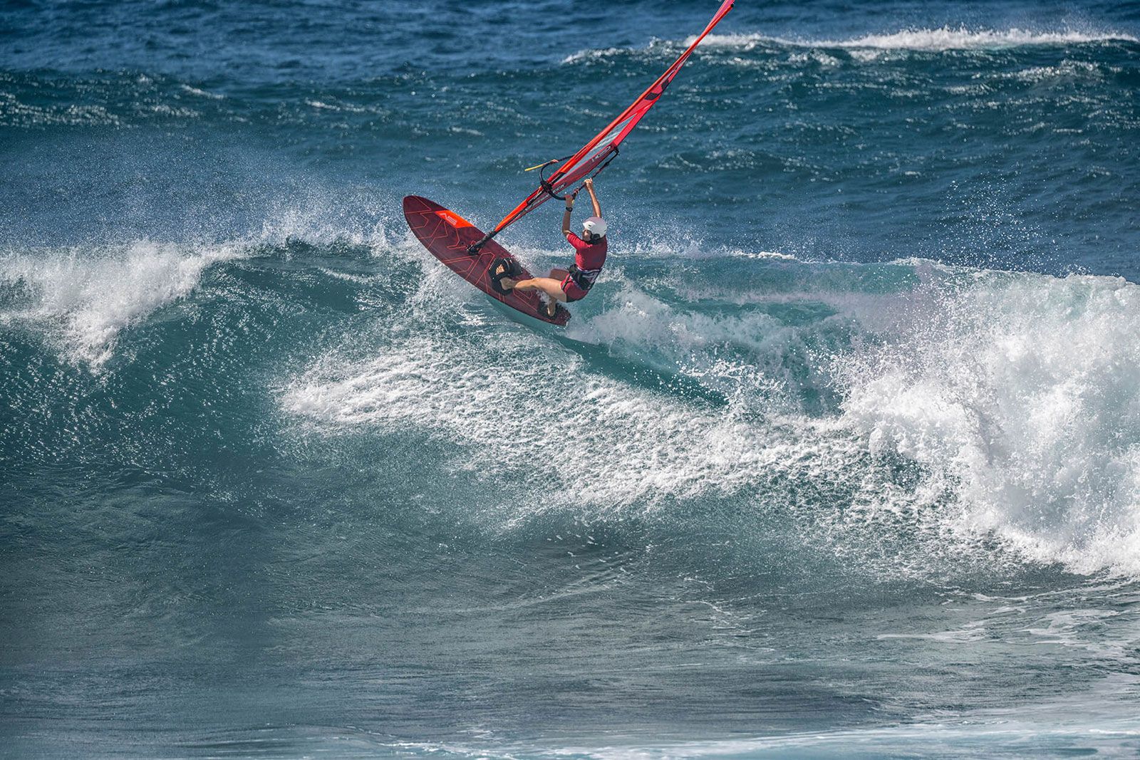 PWA/WWT Quatro Maui Pro 2026: Noireaux und Hunter setzen Akzente 