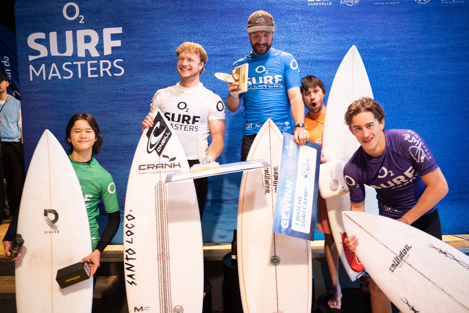 o2 SURF MASTERS Wellenwerk Berlin 2026: Hannes Mosh und Valeska Schneider erneut erfolgreich 
