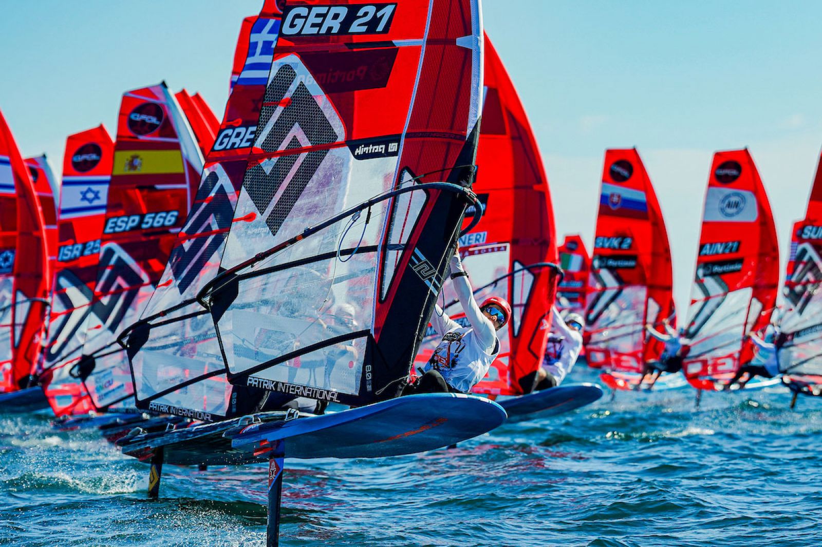 iQFOiL European Championship Portim�o 2026: Steinberg und van Opzeeland in F&uuml;hrung 