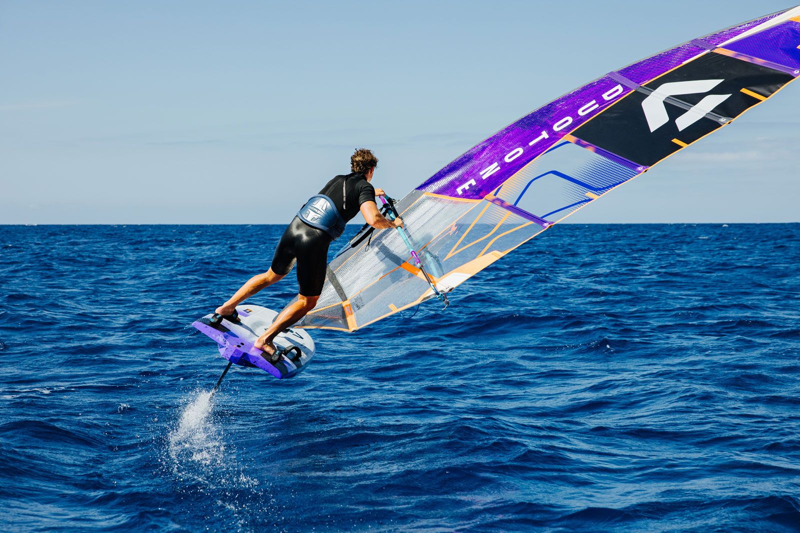 Duotone Warp_Foil 2026: F&uuml;r maximale Leistung ausgelegt 