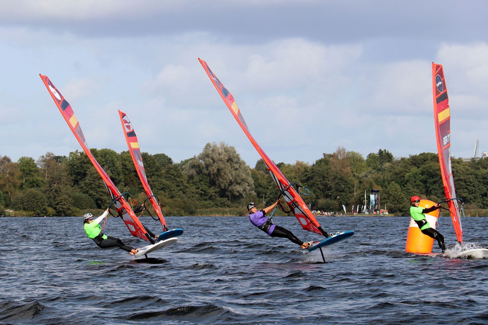 Das Regattafeld auf dem Binnensee
